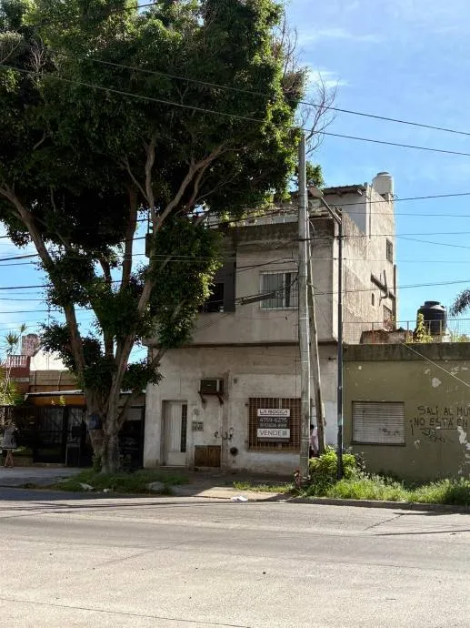 Two-bedroom apartment with balcony and terrace in Tres de Febrero