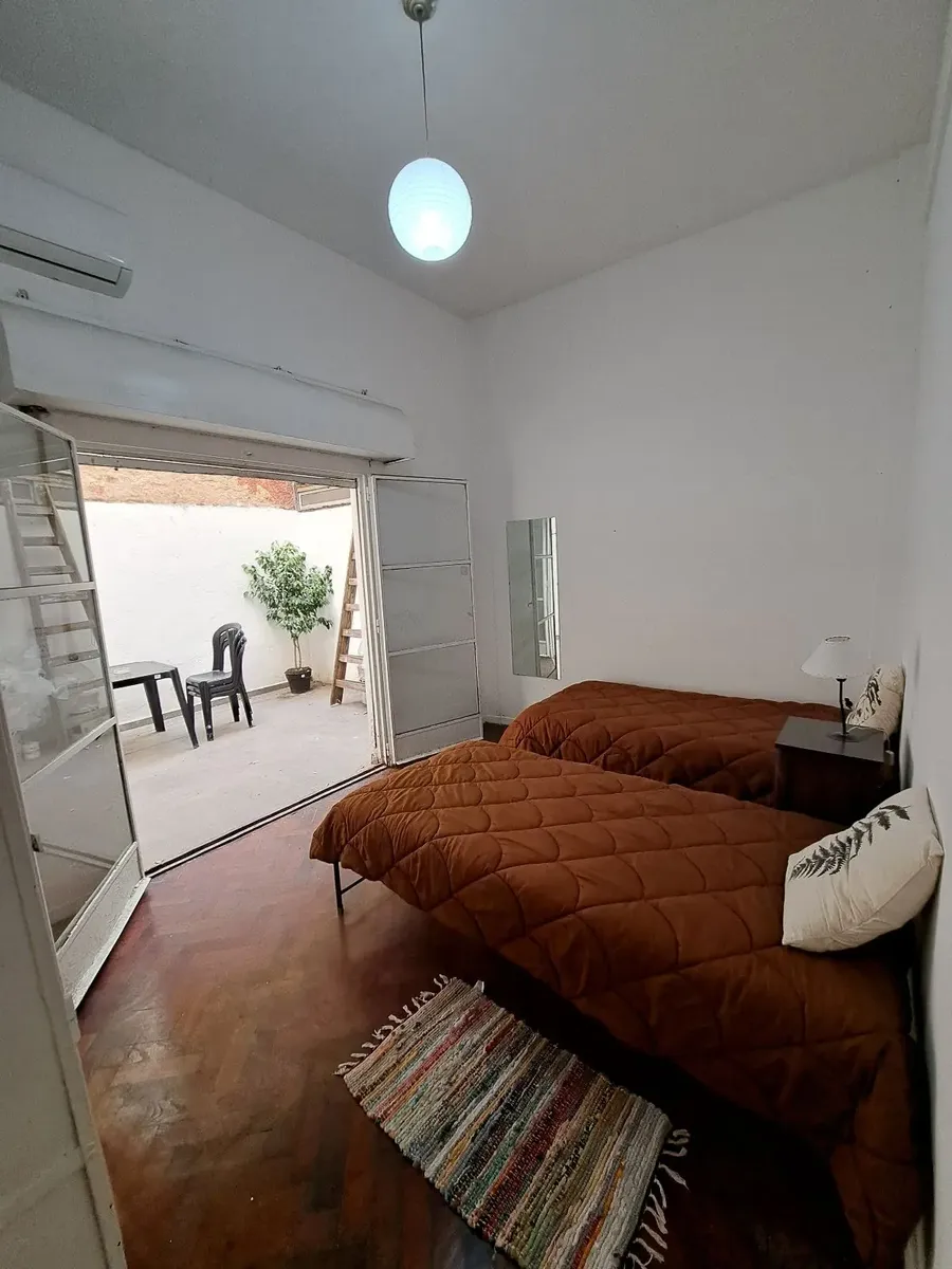 Apartamento de 1 quarto com pátio em Recoleta