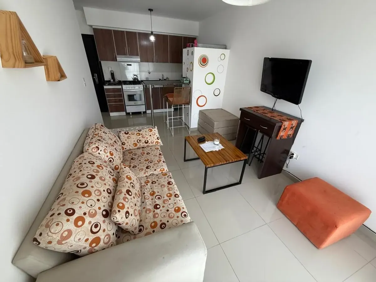 Departamento de 2 ambientes amoblado en Villa Ballester