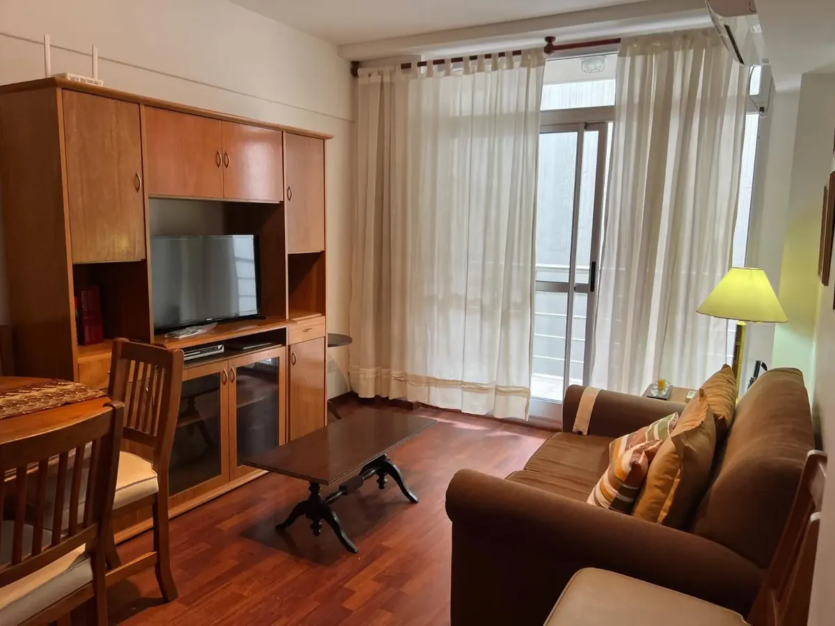 Apartamento de dois ambientes mobiliado em Recoleta