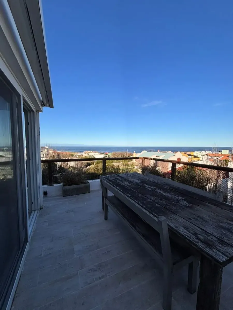 Triplex de 4 dormitorios en San Nicolás