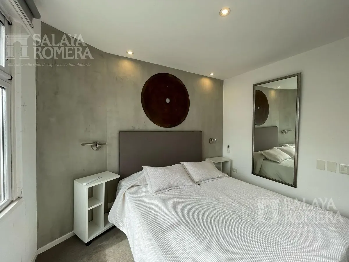 Furnished three-room apartment with river views in Vicente López