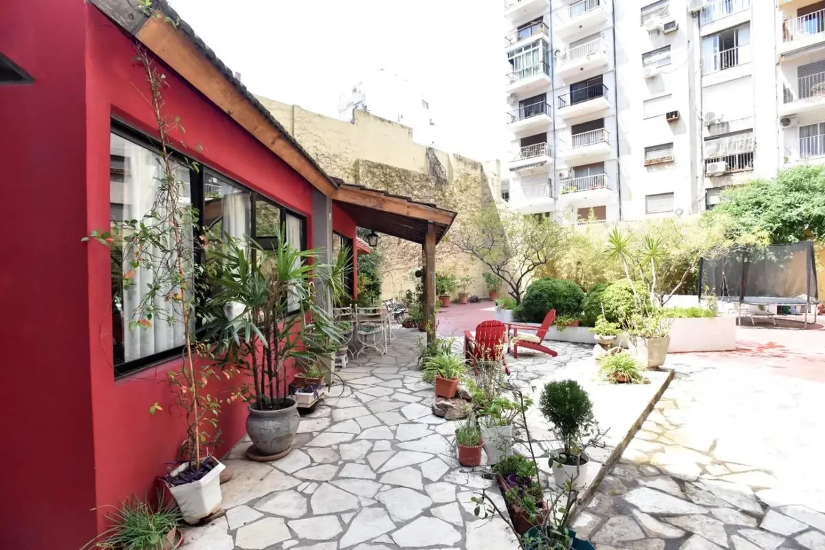 PH de 4 dormitorios con garage, 2 patios y terraza en Palermo