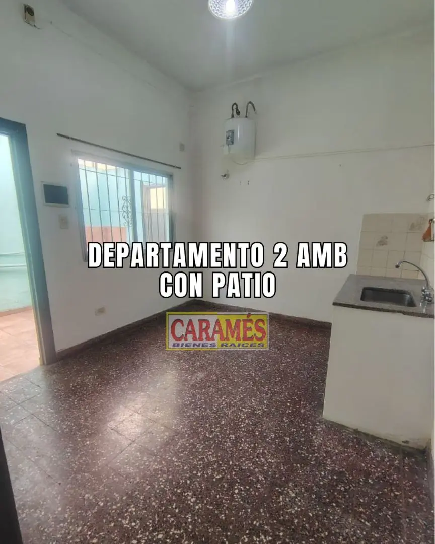Apartamento de dois ambientes com pátio em Lanús Oeste