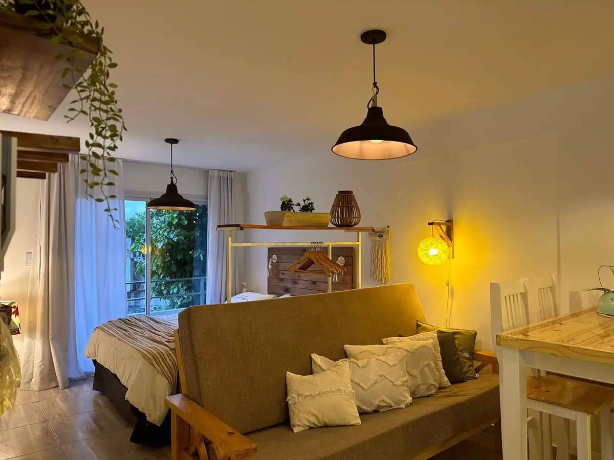 Monoambiente amoblado en alquiler temporario en Lomas de Zamora