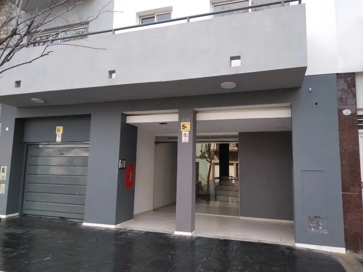 Departamento monoambiente con balcón en Vélez Sarsfield