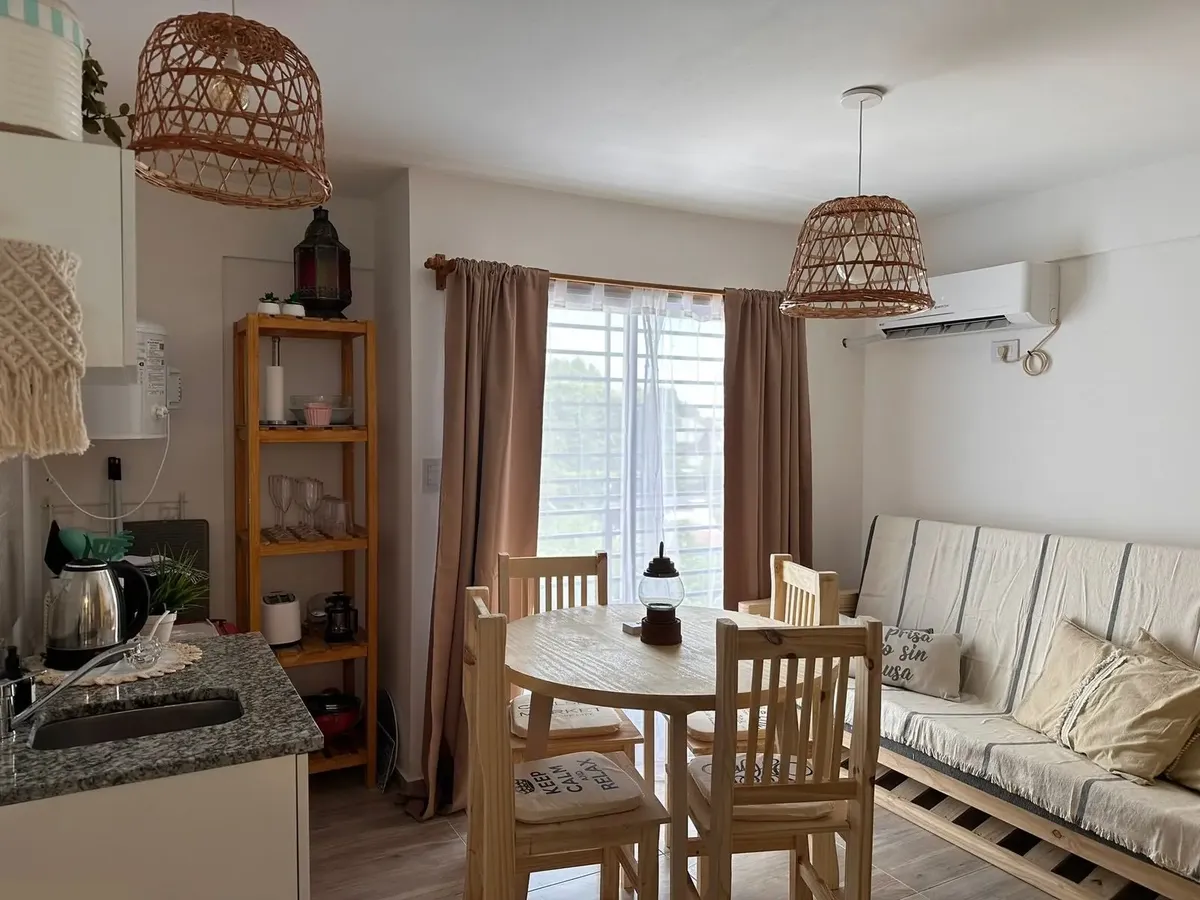 Monoambiente en alquiler temporario en Banfield