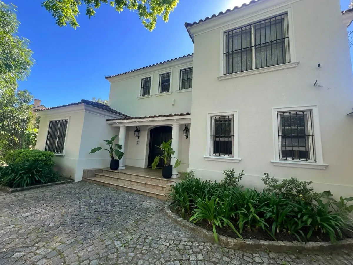 Casa de 4 dormitorios en San Isidro