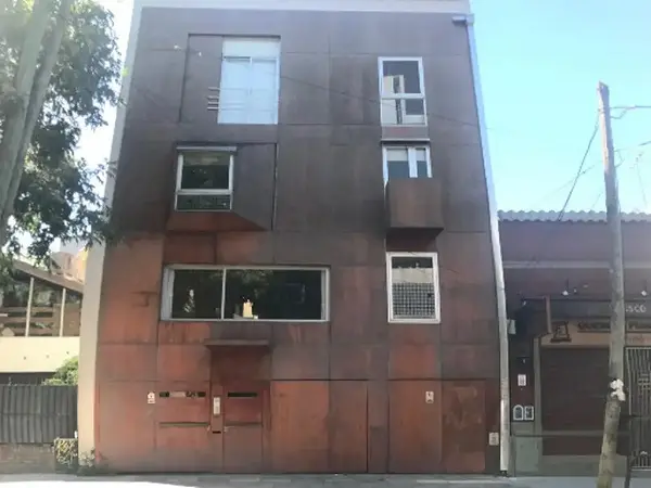 Departamento tipo dúplex de 3 ambientes frente en San Isidro