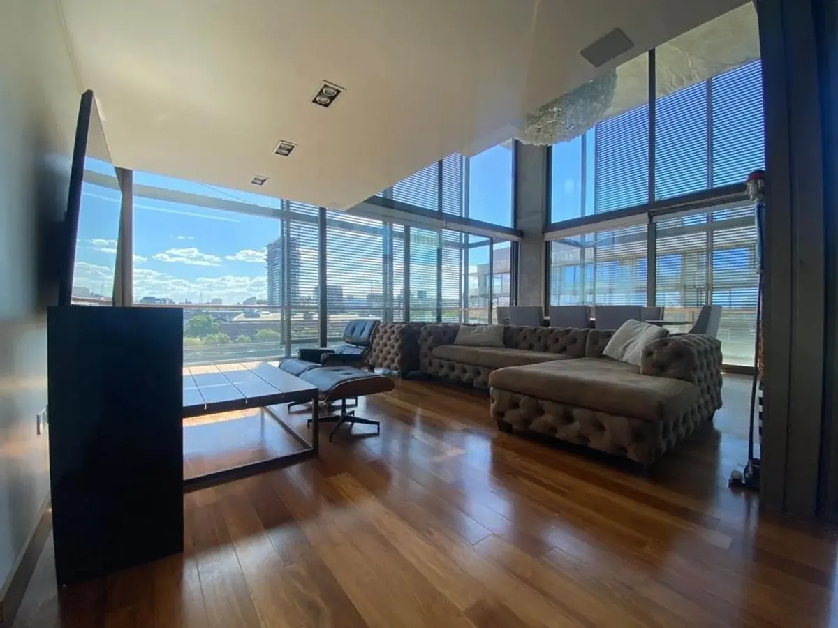 Apartamento dúplex de 3 dormitórios em Puerto Madero