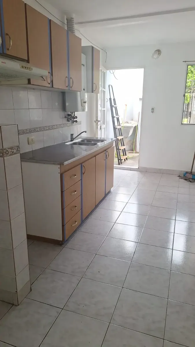 Two-room PH-style apartment in Quilmes
