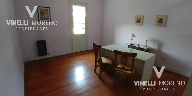 Apartamento de 5 quartos em Lanús com uso comercial em esquina