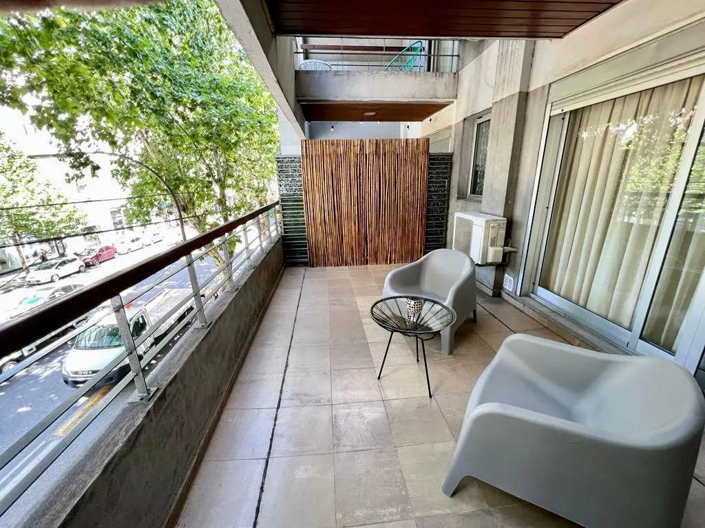 Studio apartment with balcony in Almagro