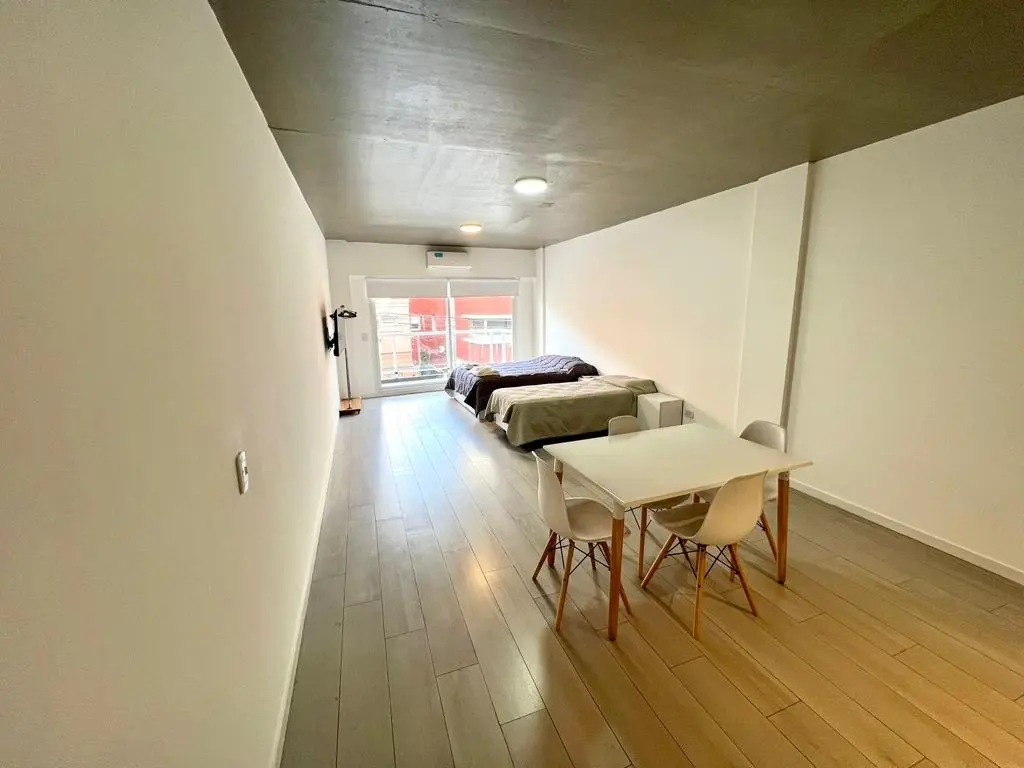 С меблированной студией в Almagro рядом с Hospital Italiano