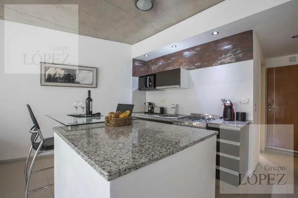 Furnished studio apartment with balcony in Palermo