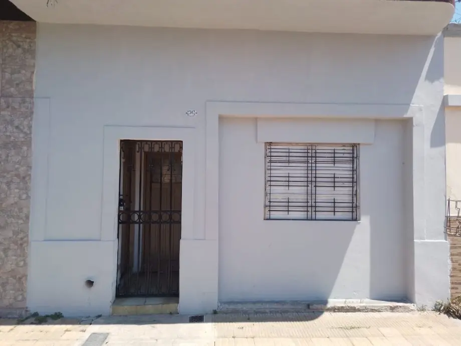 Apartamento de 2 ambientes de fundos em Lanús, totalmente elétrico