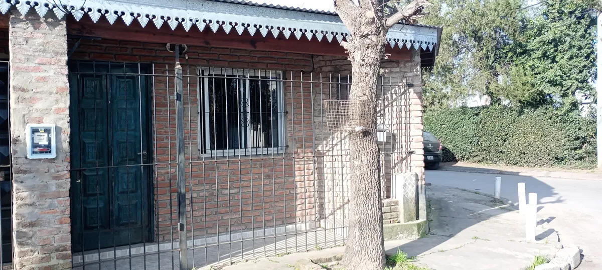 Kitnet simples na zona central de General Rodríguez