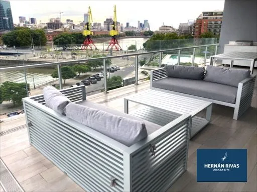 Departamento de 5 ambientes con cochera en Puerto Madero