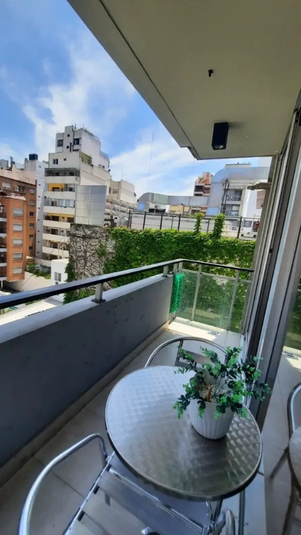Departamento de 2 ambientes con balcón en Belgrano