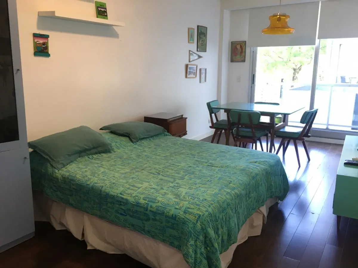 Kitnet mobiliada em Palermo Chico