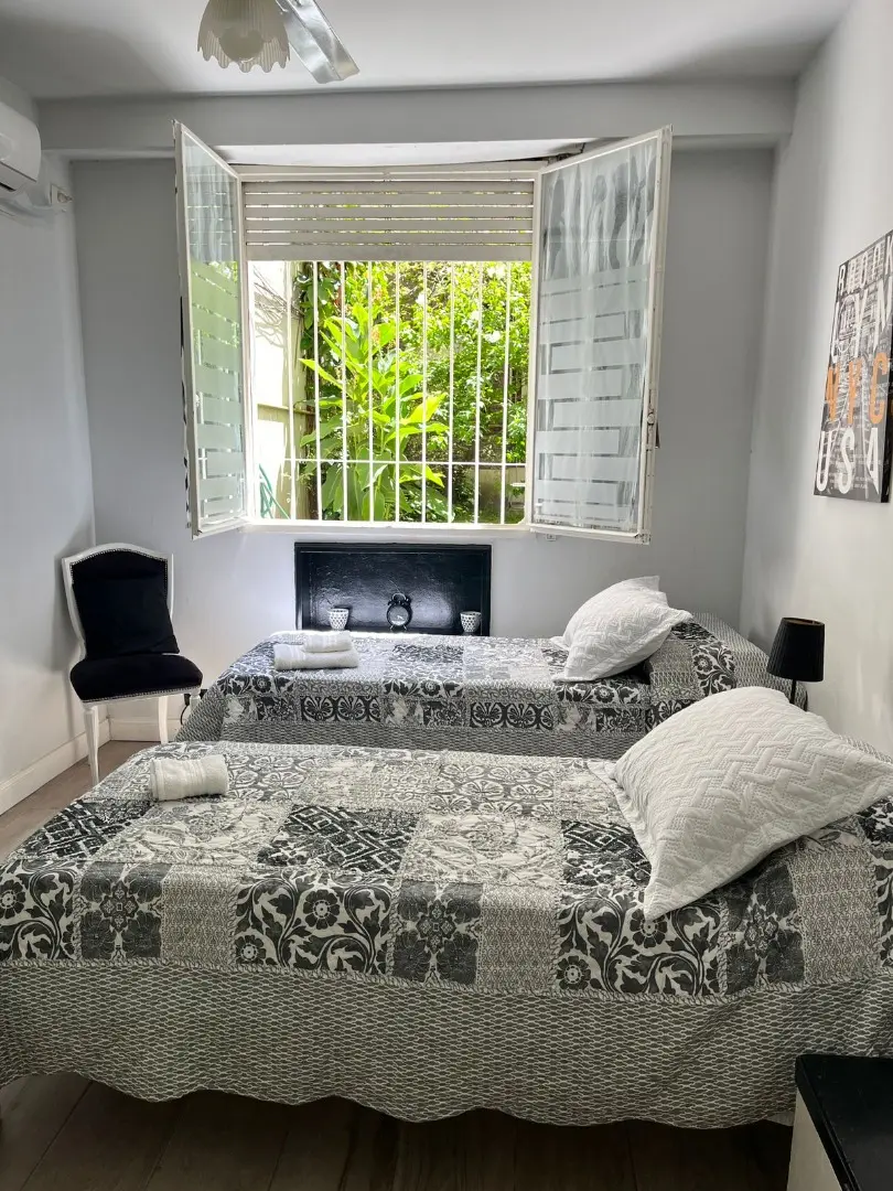 Apartamento de dois ambientes com área de lavandaria em pátio em Recoleta