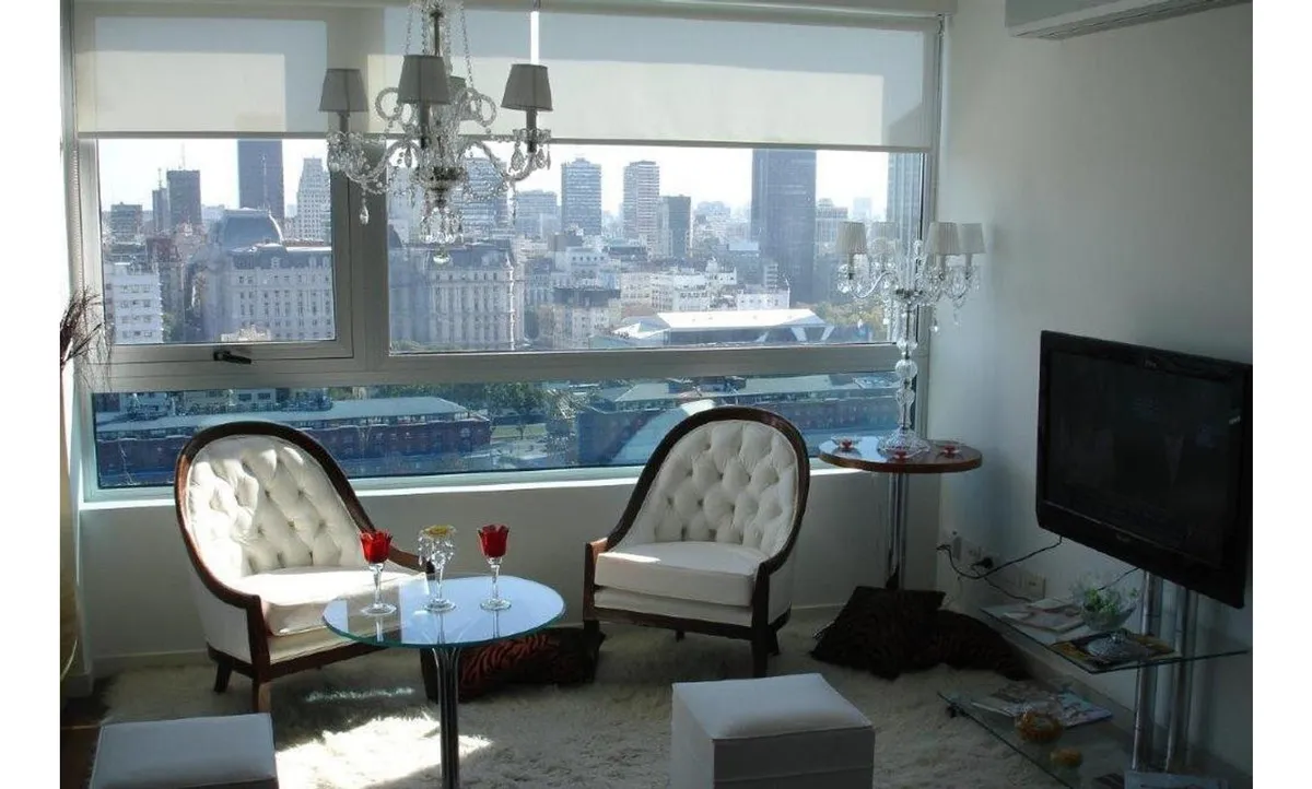 Меблированная квартира с 1 спальней в Puerto Madero