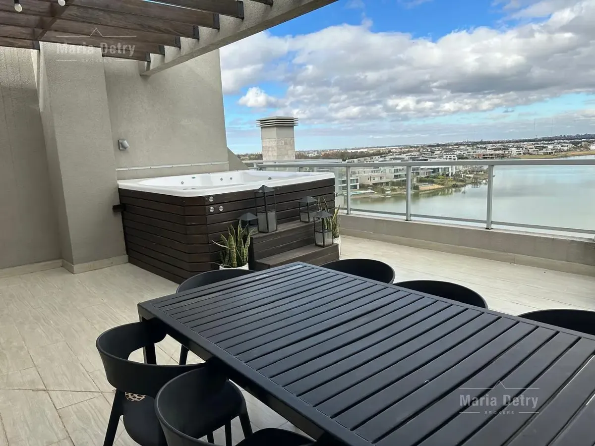 Furnished one-bedroom apartment in Tigre with terrace and jacuzzi