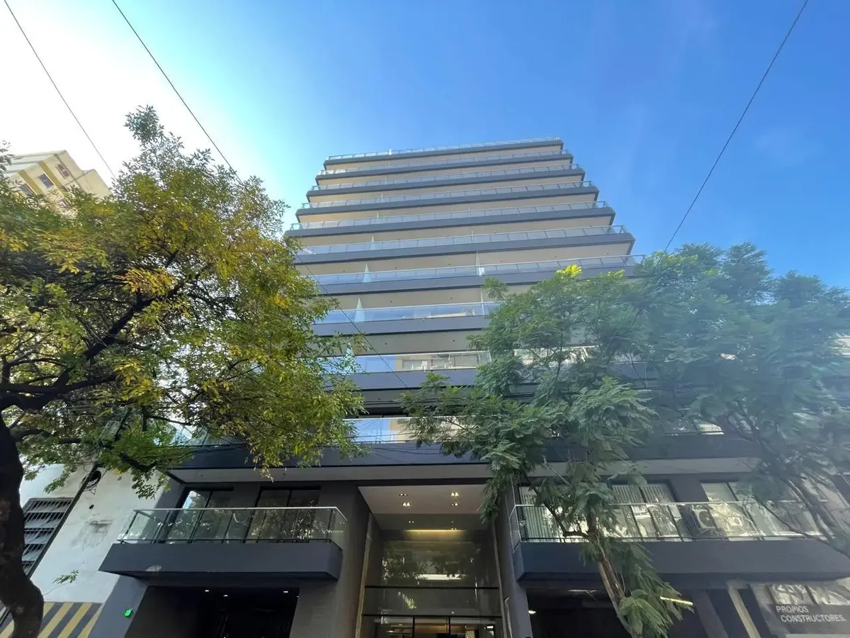 Departamento de 3 ambientes con cochera en Villa Crespo