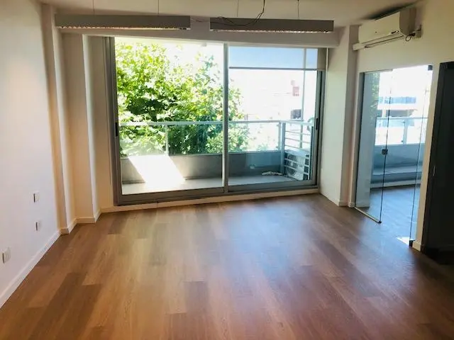 Apartamento de três ambientes em Nuñez