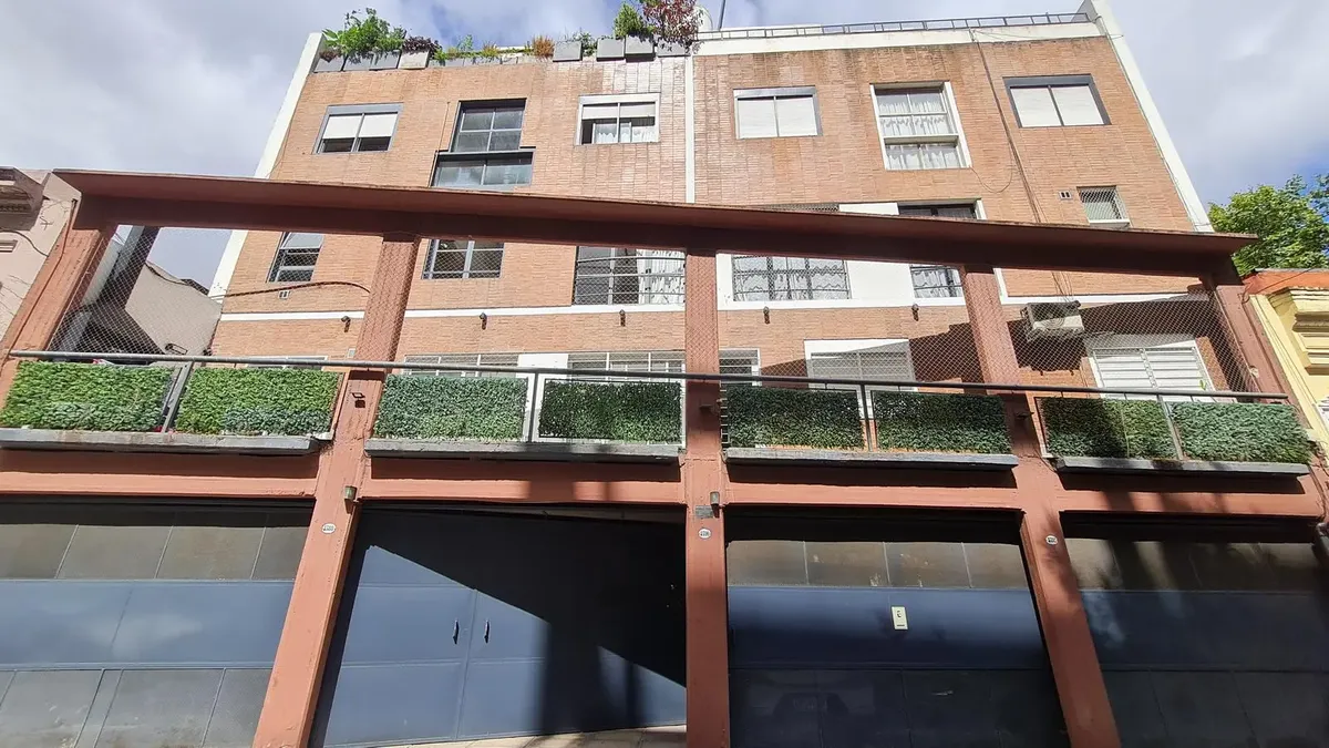 Furnished duplex apartment in Palermo