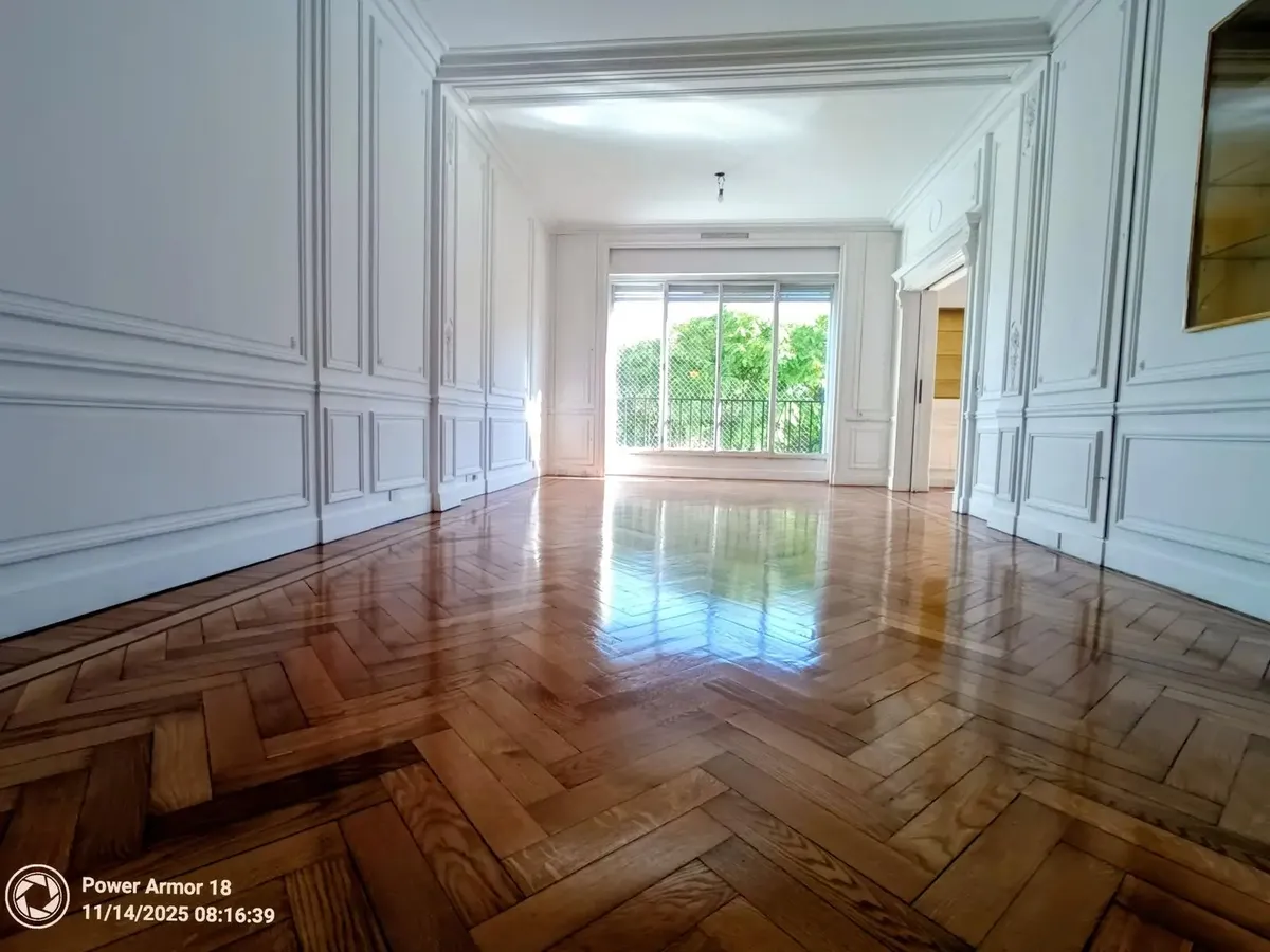 Apartamento de 4 dormitórios com vaga de garagem em Palermo