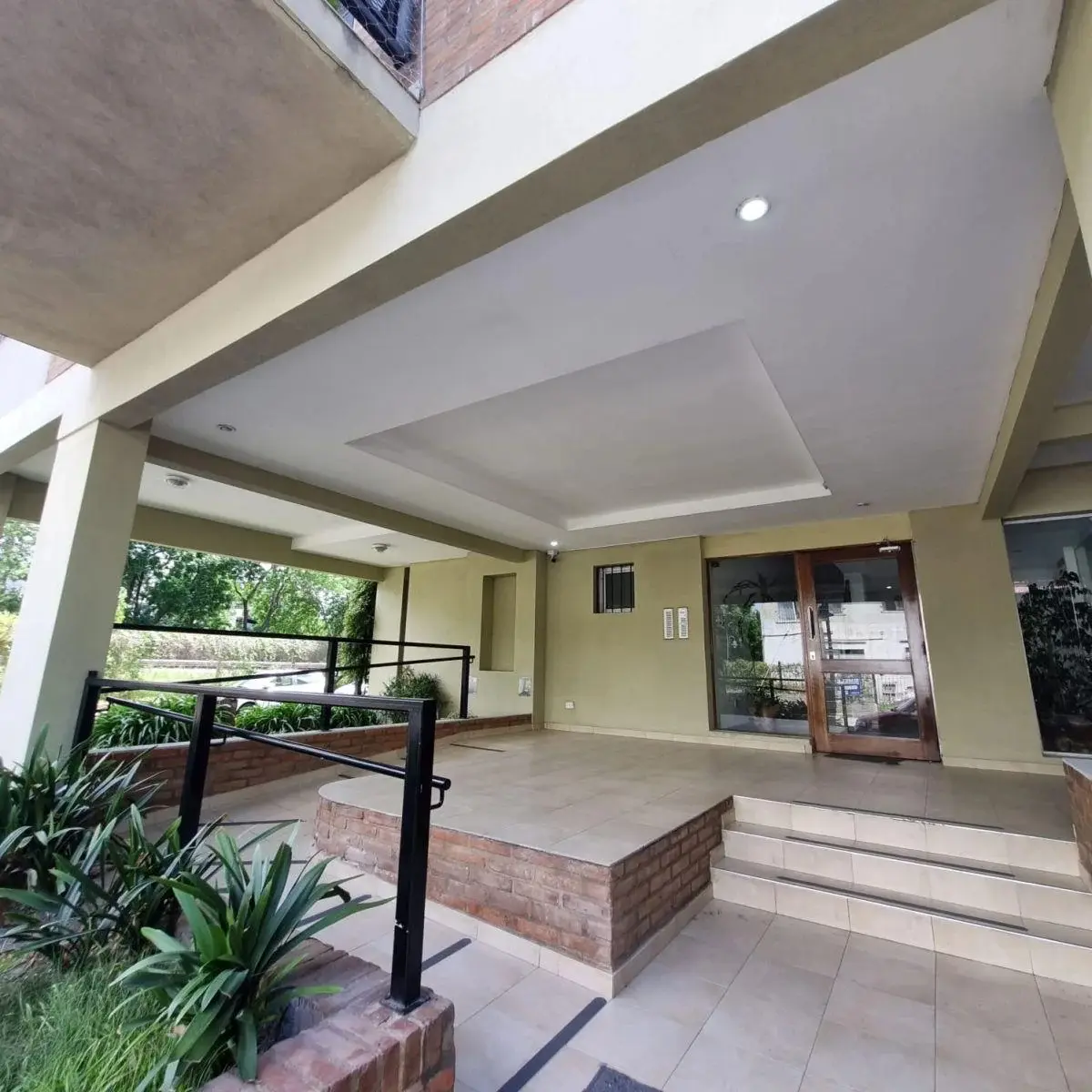 Departamento de 2 ambientes con cochera en Tigre