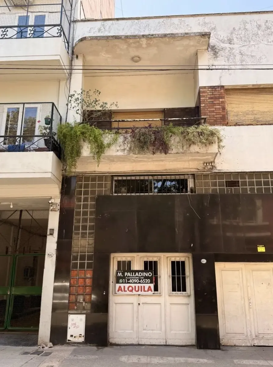 PH de 5 dormitorios con garaje y terraza en Monserrat