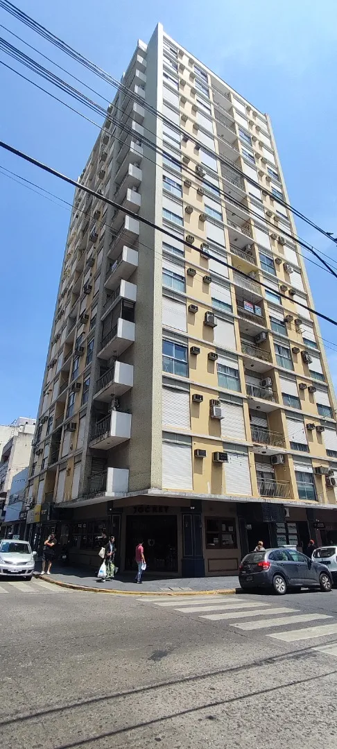 Departamento de 3 ambientes en Quilmes Centro