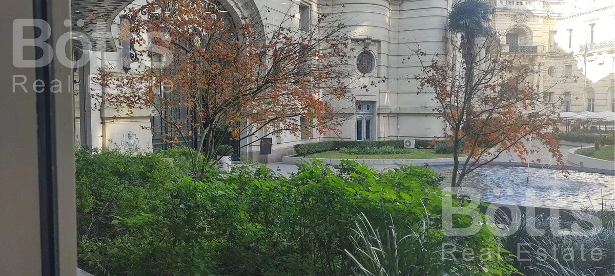 Квартира с 1 спальней в Retiro, в Palacio Paz XXI