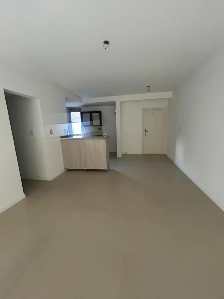 Квартира с 2 спальнями и балконом в Villa del Parque