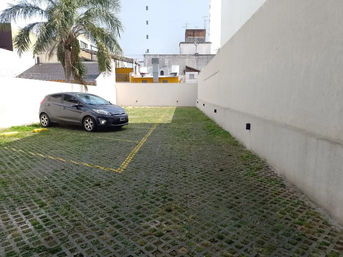 Квартира с 1 спальней и парковочным местом в Wilde