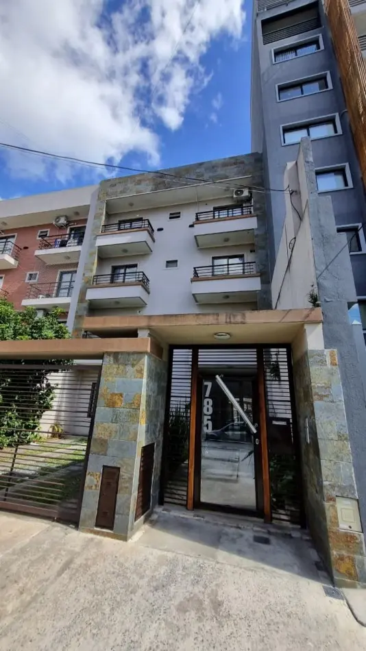 Departamento de 2 ambientes en Morón Sur