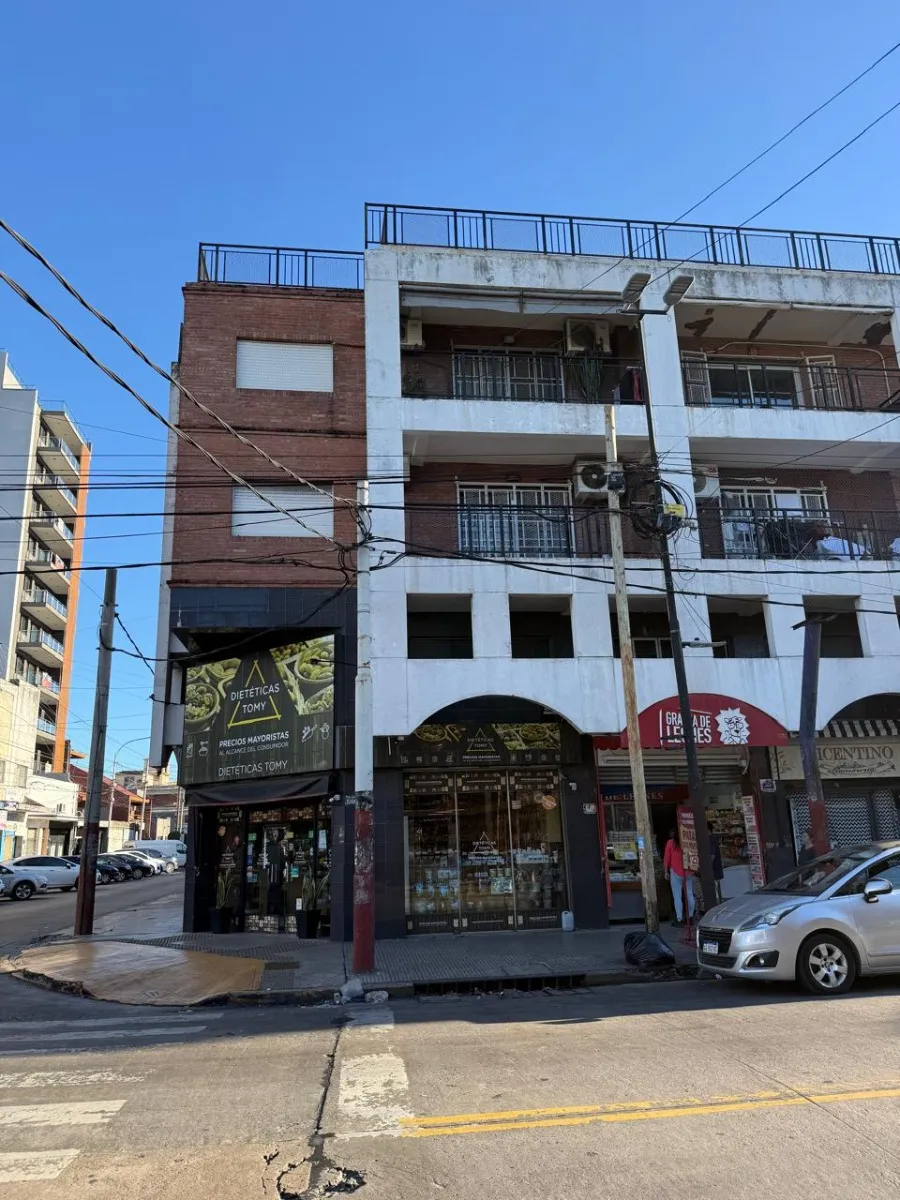 Apartamento mobiliado de 2 dormitórios em Valentín Alsina