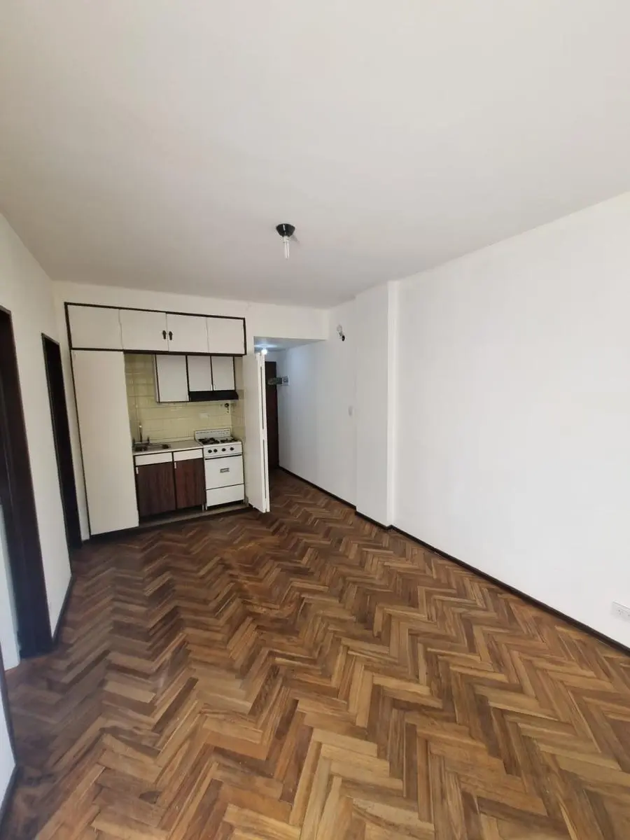 Apartamento de dois ambientes com 1 quarto em Lanús Este