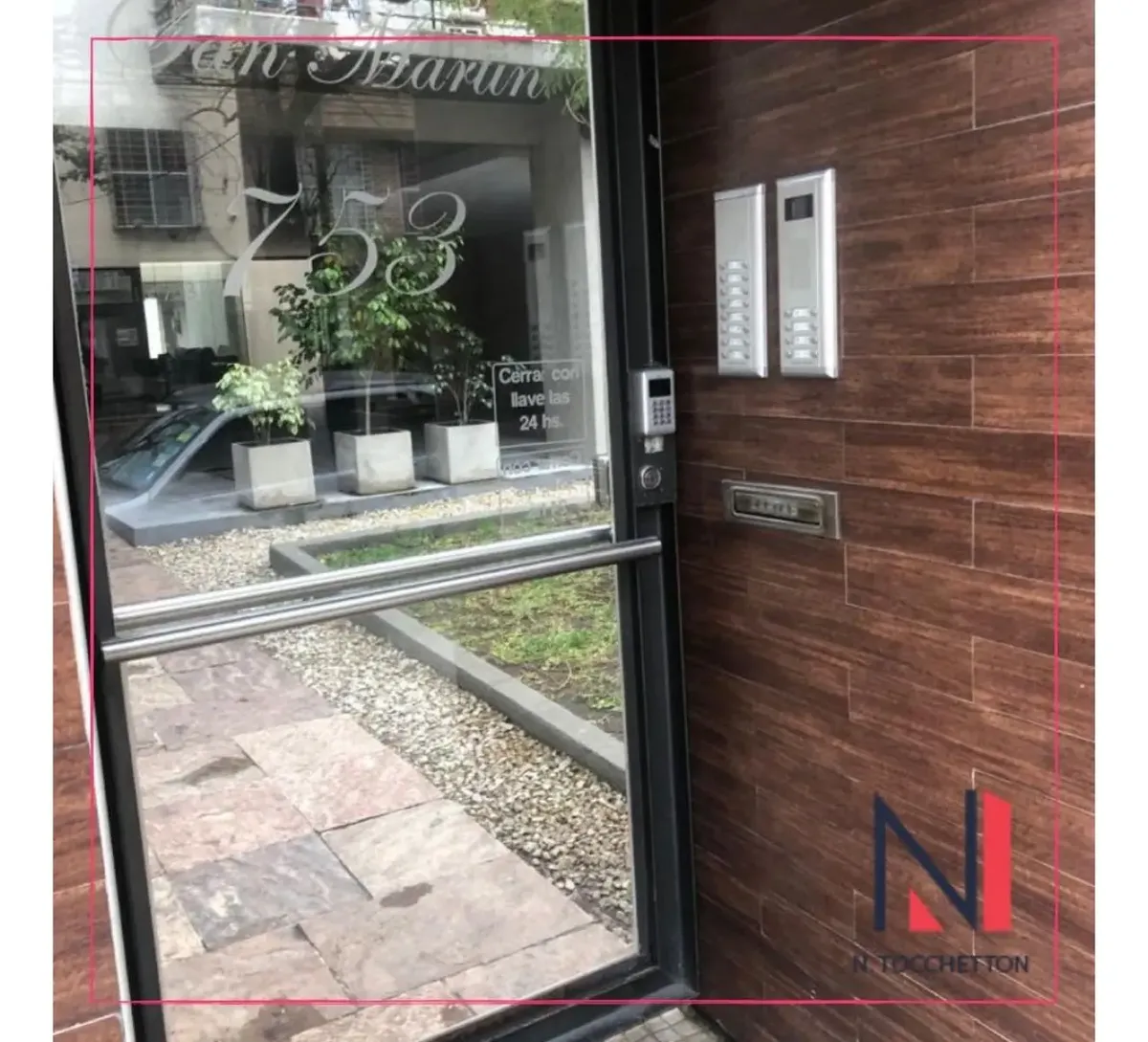 Apartamento mobiliado tipo kitnet de 36 m² em Morón