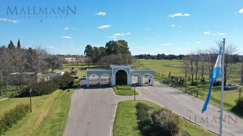 Apartamento duplex com 3 quartos em Estancias Golf