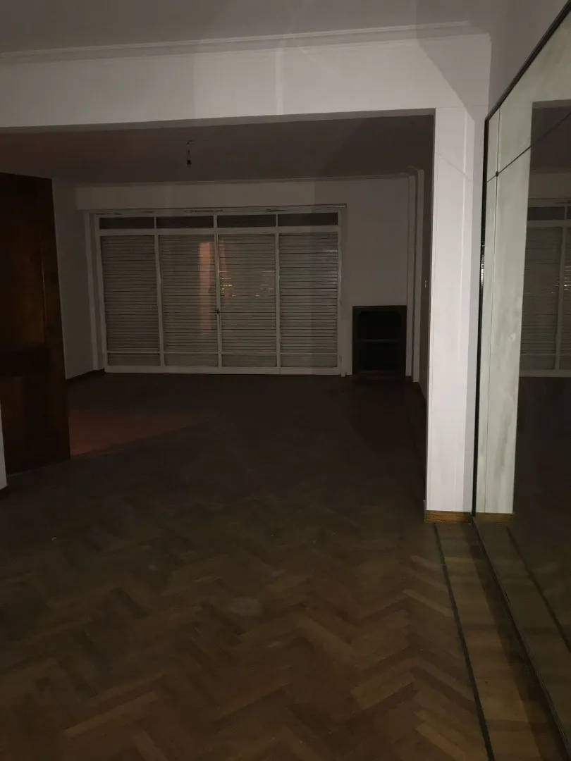 Half-floor apartment in Recoleta