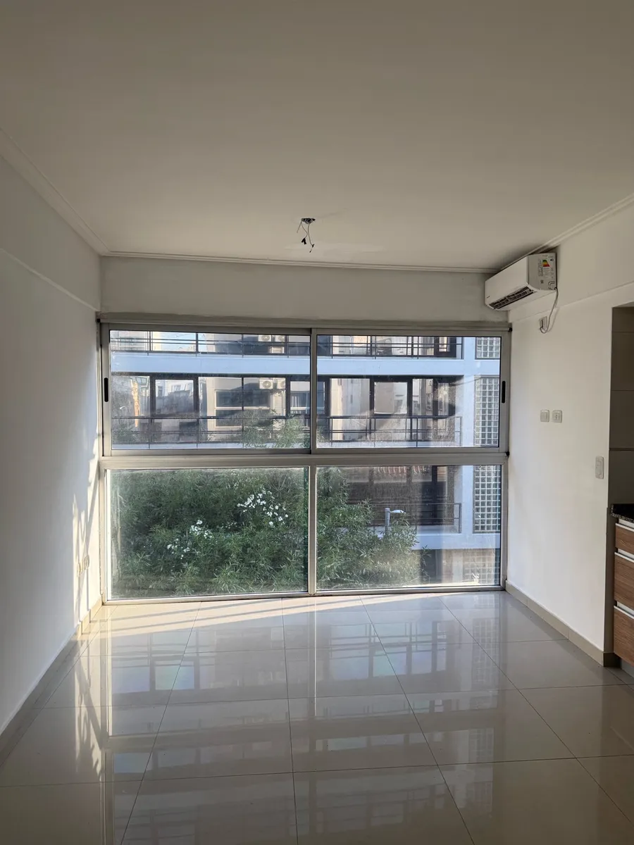 Квартира-студия в Monserrat напротив UADE