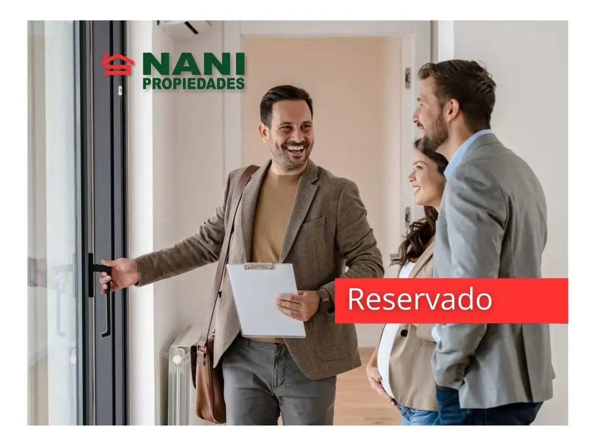 PH tipo casa de três ambientes com varanda contínua em Villa Devoto