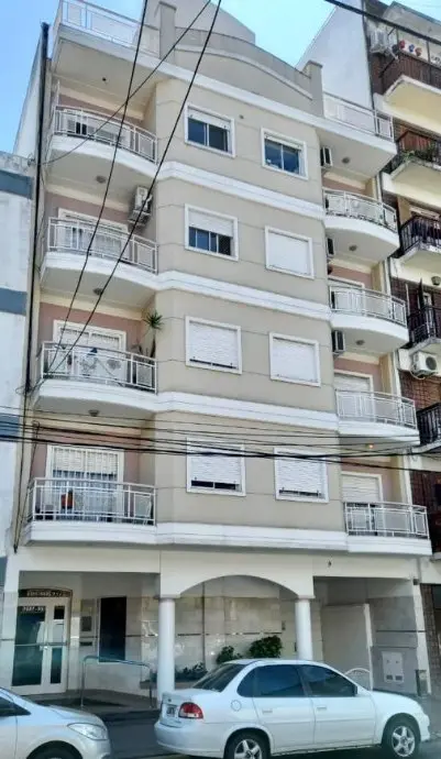 Two-room apartment with balcony in Ramos Mejía Sur