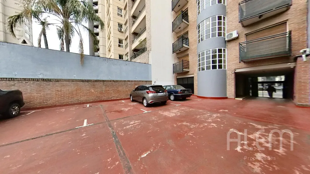 Four-room apartment in Lomas de Zamora Oeste