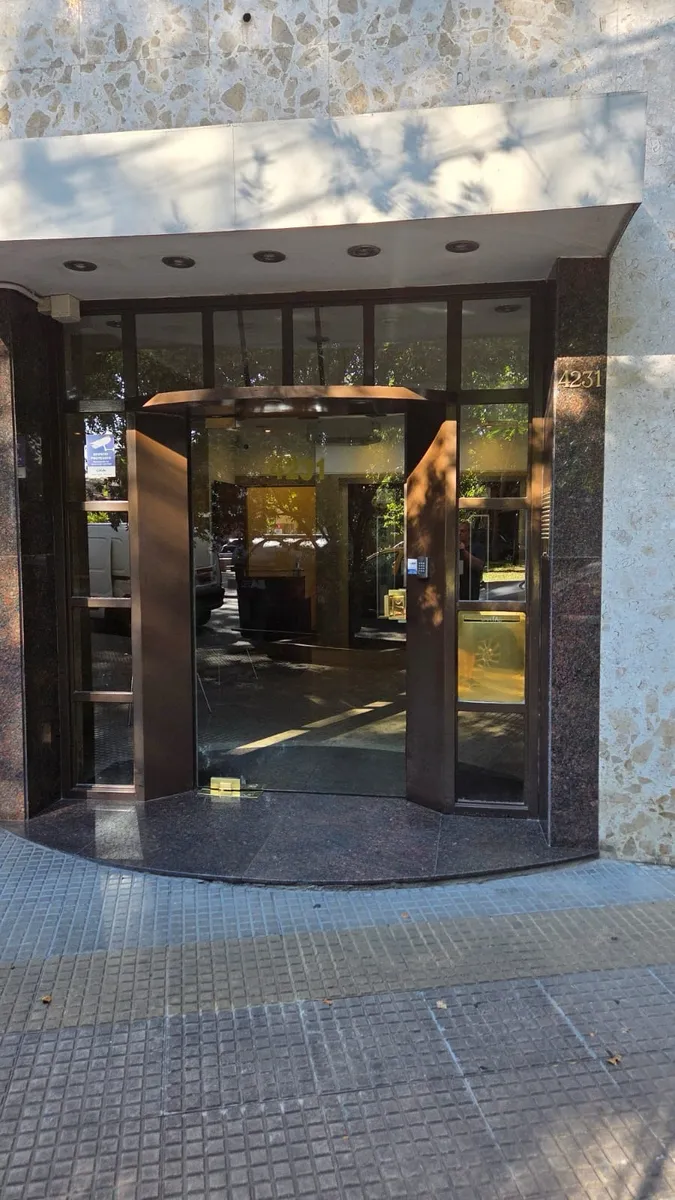 Departamento de 2 ambientes al frente en Nuñez