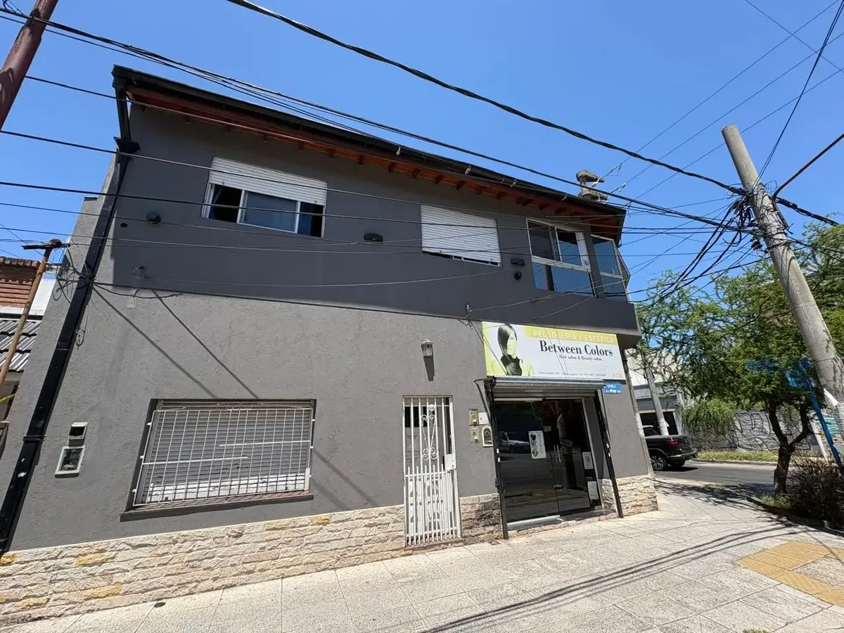 Ground-floor PH with 1 bedroom for rent in Santos Lugares