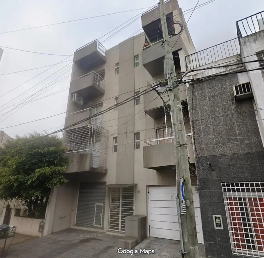 Departamento de 2 ambientes con patio en Villa Domínico